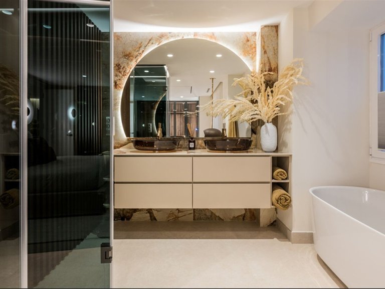 Apartment for Sale in Los Monteros, Malaga 10