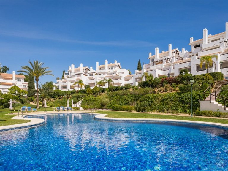 Apartment for Sale in Los Monteros, Malaga 16