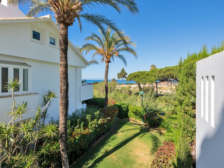 Apartment for Sale in Los Monteros, Malaga 17