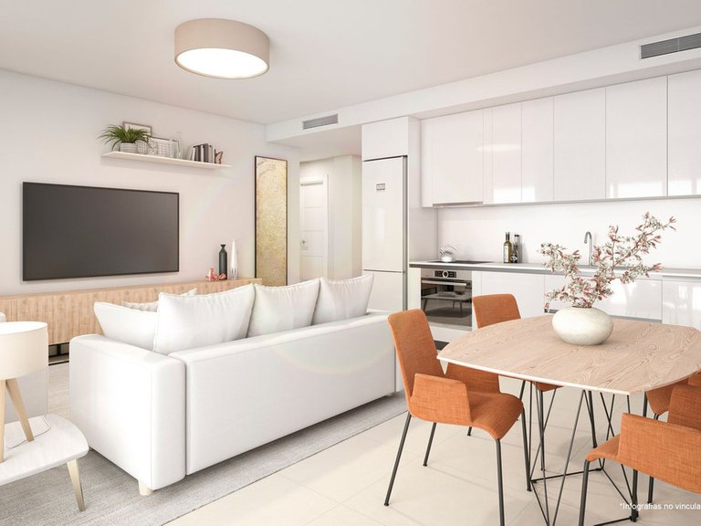 Apartment for Sale in Costa del Sol Benalmadena Costa, Malaga 3