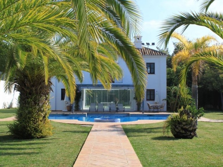Villa for Sale in Marbella, Malaga 2