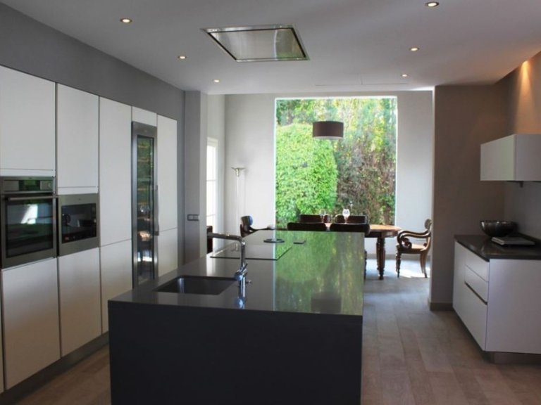 Villa for Sale in Marbella, Malaga 5