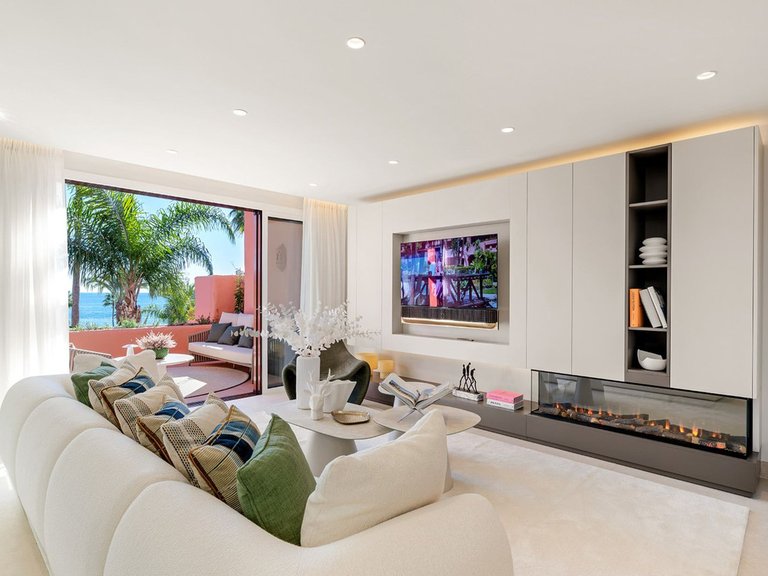 Apartment for Sale in New Golden Mile, Malaga 14