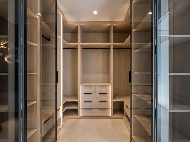 Apartment for Sale in New Golden Mile, Malaga 26