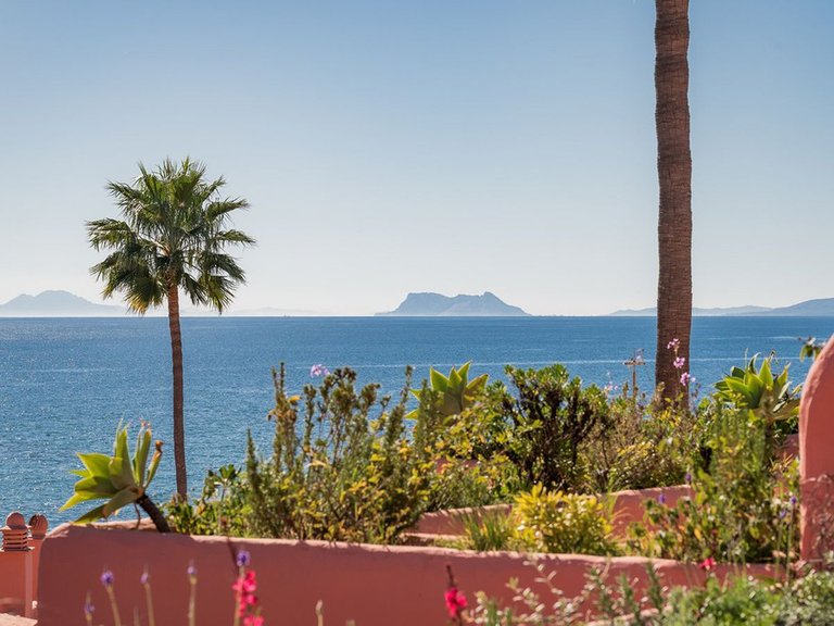 Apartment for Sale in New Golden Mile, Malaga 7
