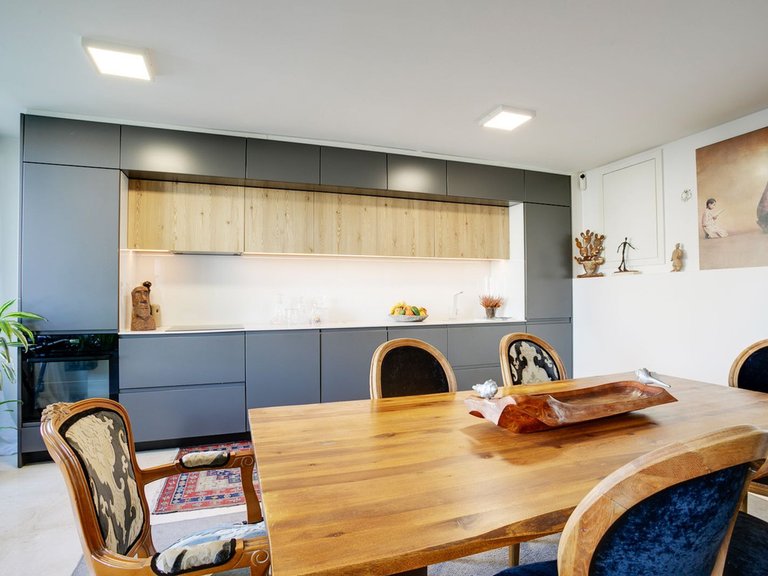 Apartment for Sale in Costa del Sol, Estepona, Malaga 1