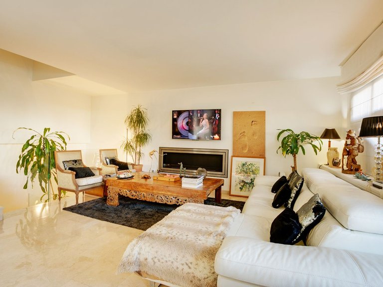 Apartment for Sale in Costa del Sol, Estepona, Malaga 5