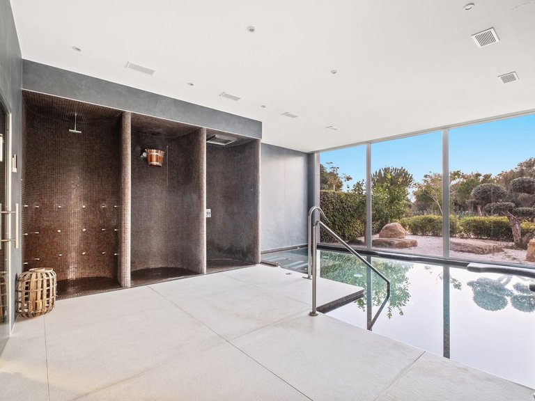 Apartment for Sale in Estepona, Malaga 21