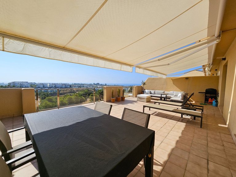 Penthouse for Sale in Selwo, Malaga 10
