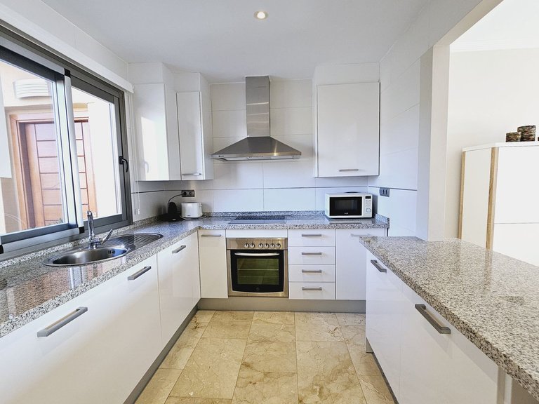 Penthouse for Sale in Selwo, Malaga 11