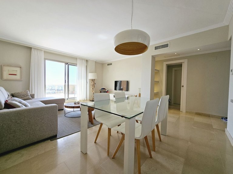 Penthouse for Sale in Selwo, Malaga 15
