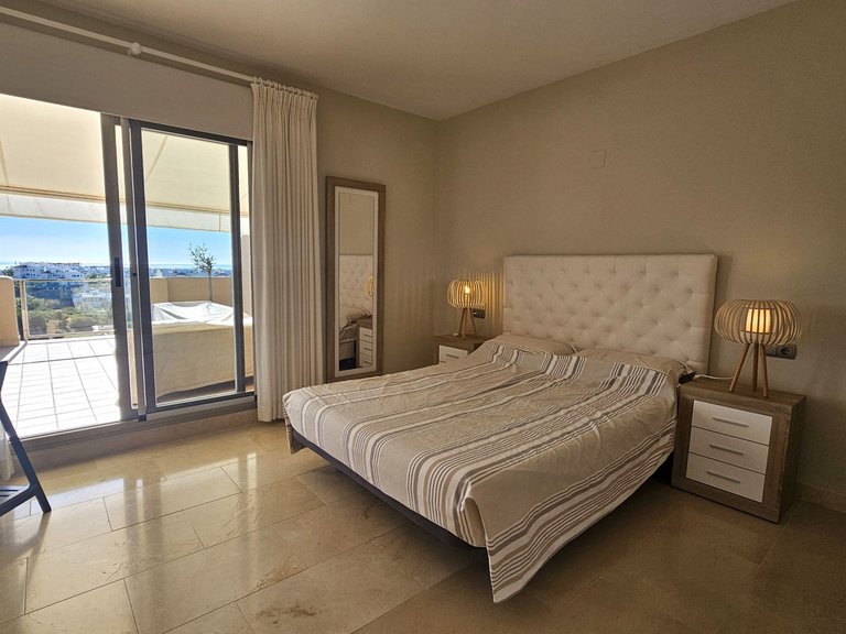 Penthouse for Sale in Selwo, Malaga 19