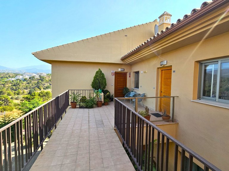 Penthouse for Sale in Selwo, Malaga 6