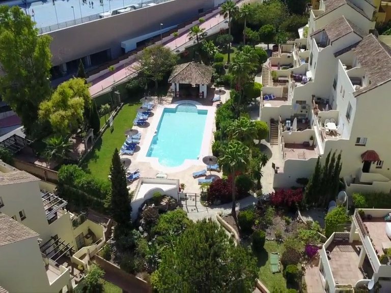 Penthouse for Sale in Marbella, Malaga 1