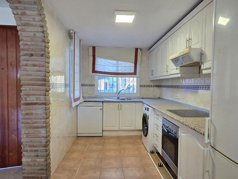 Penthouse for Sale in Marbella, Malaga 19