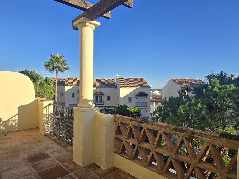 Penthouse for Sale in Marbella, Malaga 8
