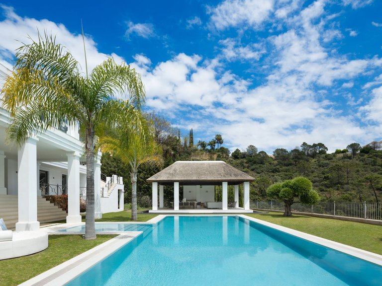 Villa for Sale in Benahavís, Malaga 23