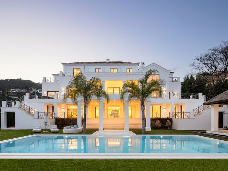 Villa for Sale in Benahavís, Malaga 27