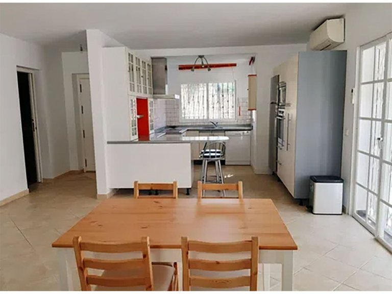 Villa for Sale in Nueva Andalucía, Malaga 11