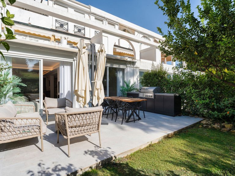 Apartment for Sale in Benahavís, Malaga 19