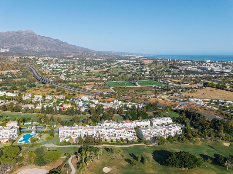 Apartment for Sale in Benahavís, Malaga 26