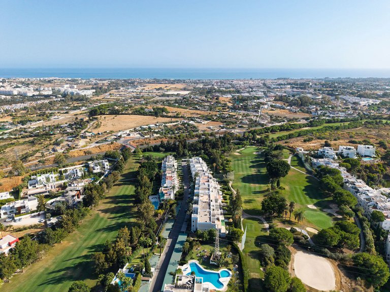 Apartment for Sale in Benahavís, Malaga 31