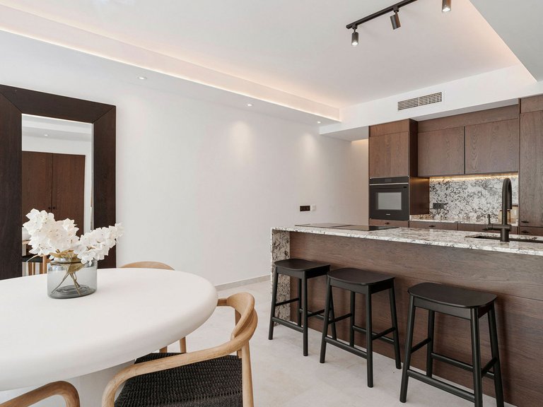 Apartment for Sale in Benahavís, Malaga 9