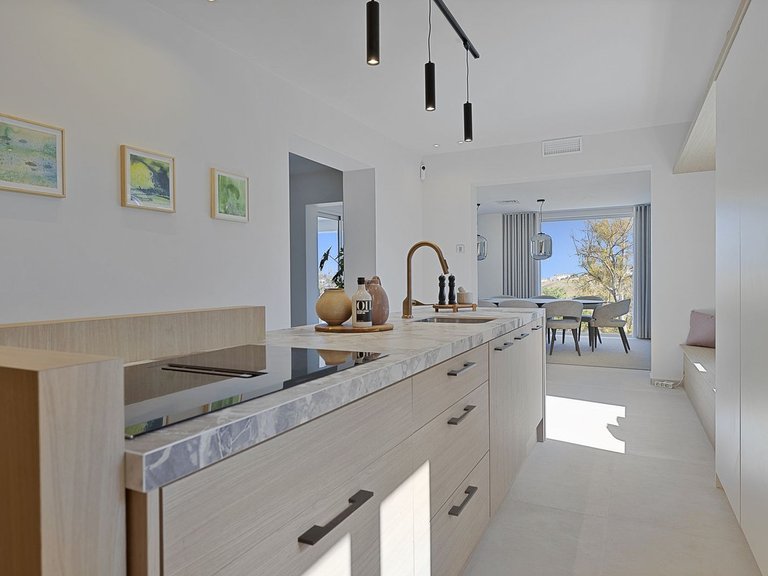 Villa for Sale in Benahavís, Malaga 10