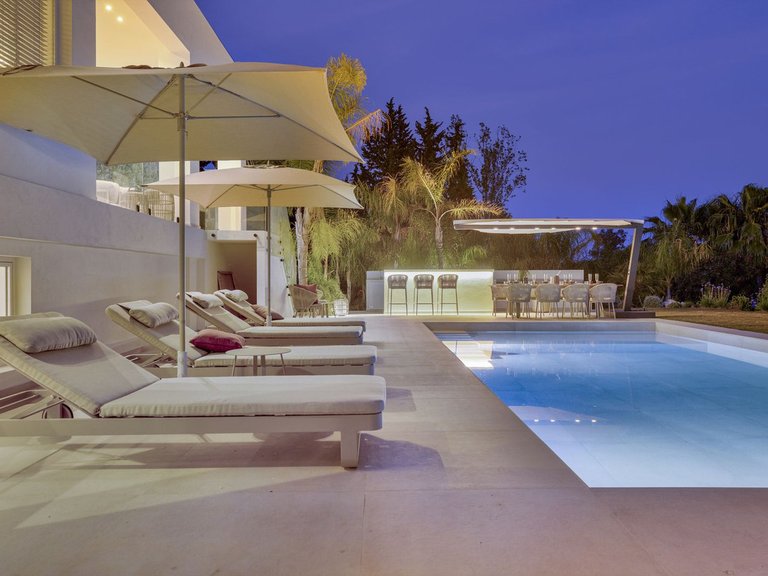 Villa for Sale in Benahavís, Malaga 2