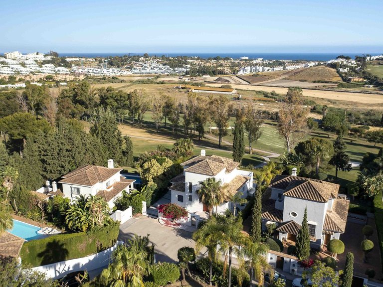 Villa for Sale in Benahavís, Malaga 34