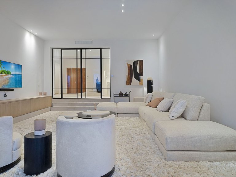 Villa for Sale in Benahavís, Malaga 5