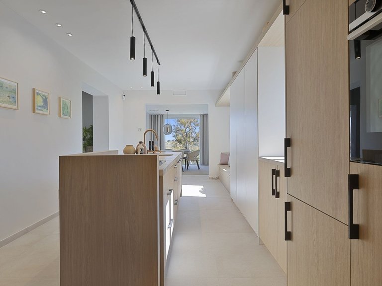 Villa for Sale in Benahavís, Malaga 8