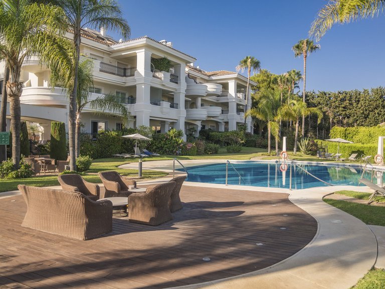 Apartment for Sale in Costa del Sol Sierra Blanca, Malaga 1