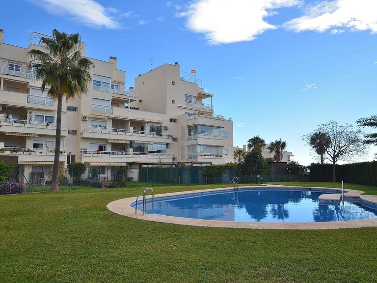 Penthouse for Sale in Arroyo De La Miel, Malaga 10