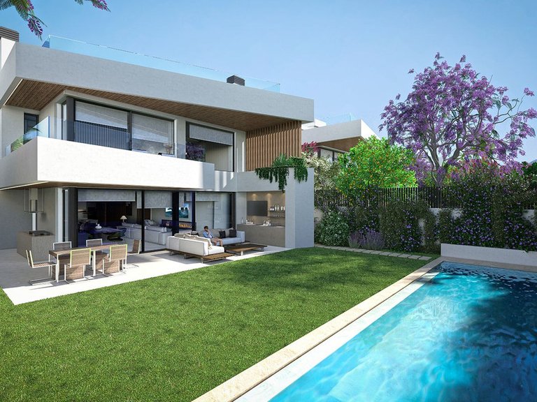 Villa for Sale in Puerto Banús, Malaga 11