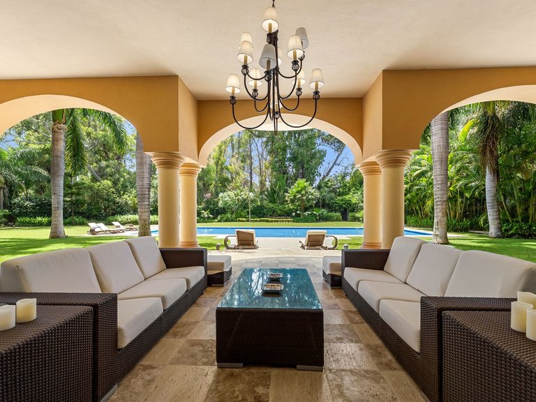 Villa for Sale in Costa del Sol Guadalmina Baja, Malaga 11