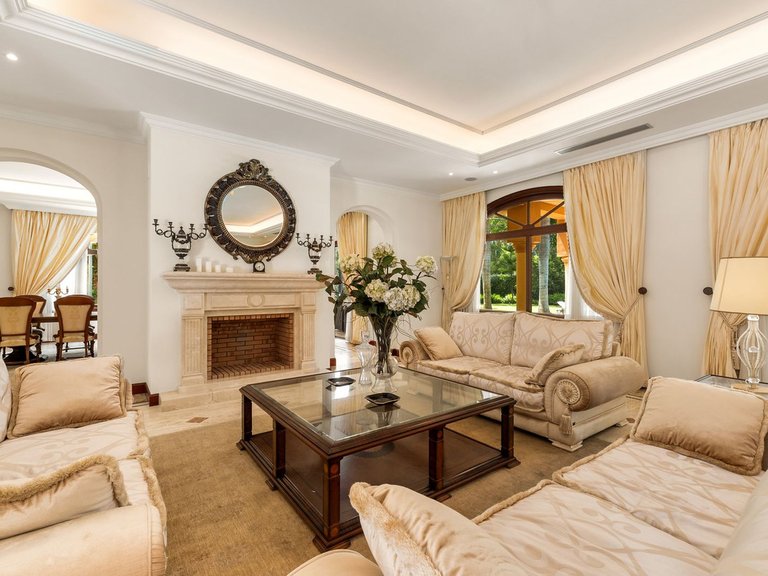Villa for Sale in Costa del Sol Guadalmina Baja, Malaga 2