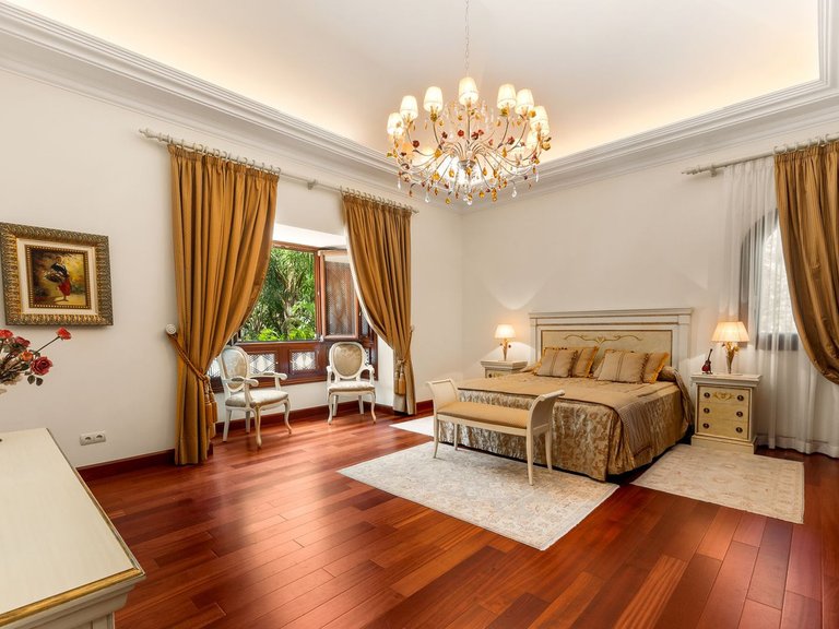 Villa for Sale in Costa del Sol Guadalmina Baja, Malaga 9
