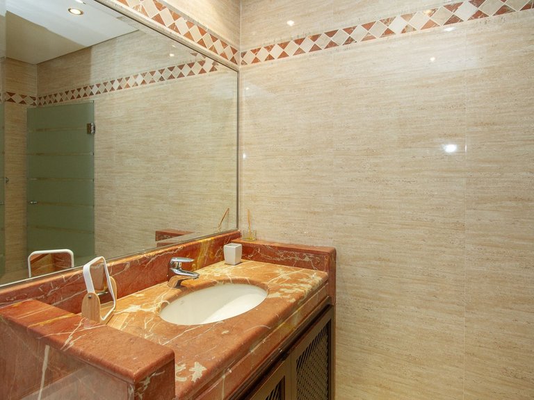 Apartment for Sale in La Mairena, Malaga 13