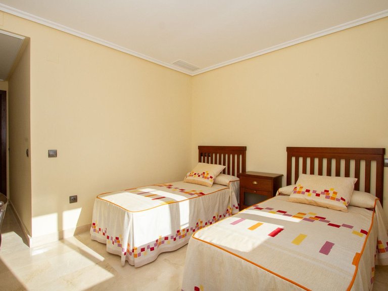 Apartment for Sale in La Mairena, Malaga 14