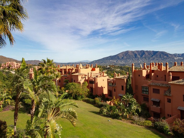 Apartment for Sale in La Mairena, Malaga 17