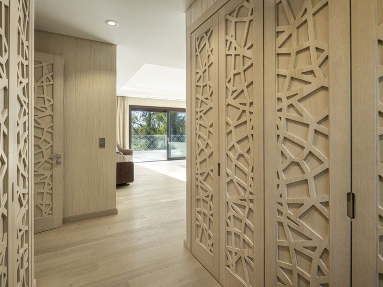 Villa for Sale in Nueva Andalucía, Malaga 8