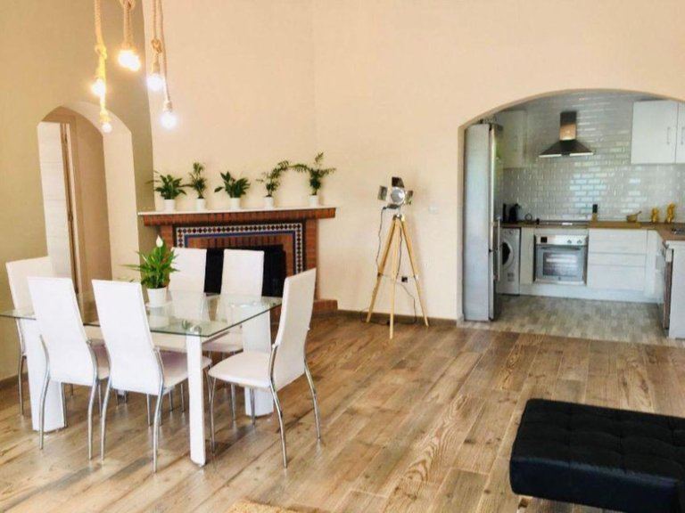 Country House for Sale in Estepona, Malaga 2