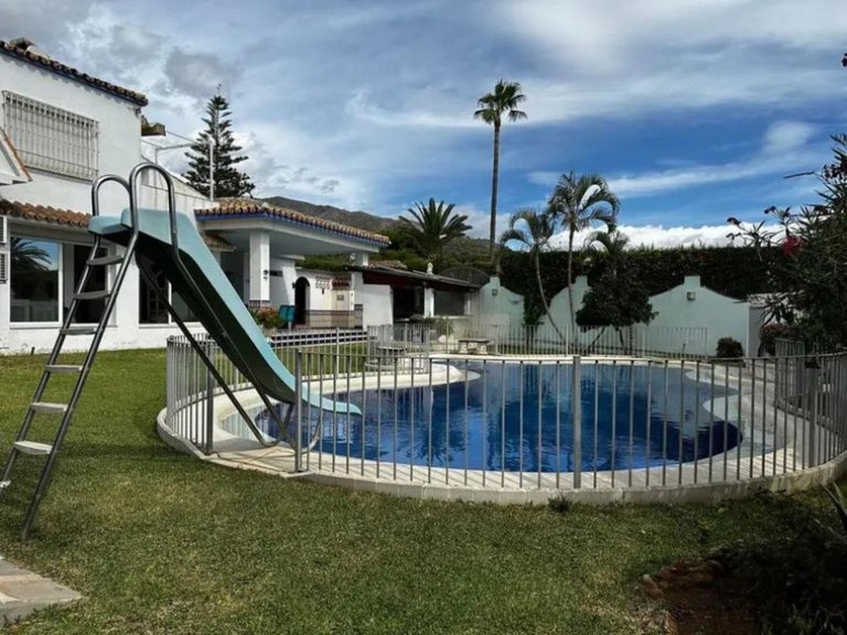 Villa for Sale in Marbella, Malaga 1