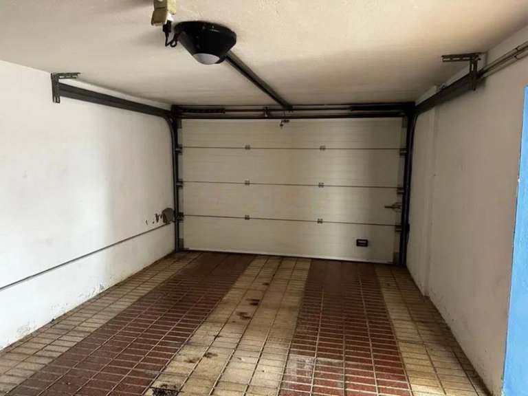 Villa for Sale in Marbella, Malaga 32