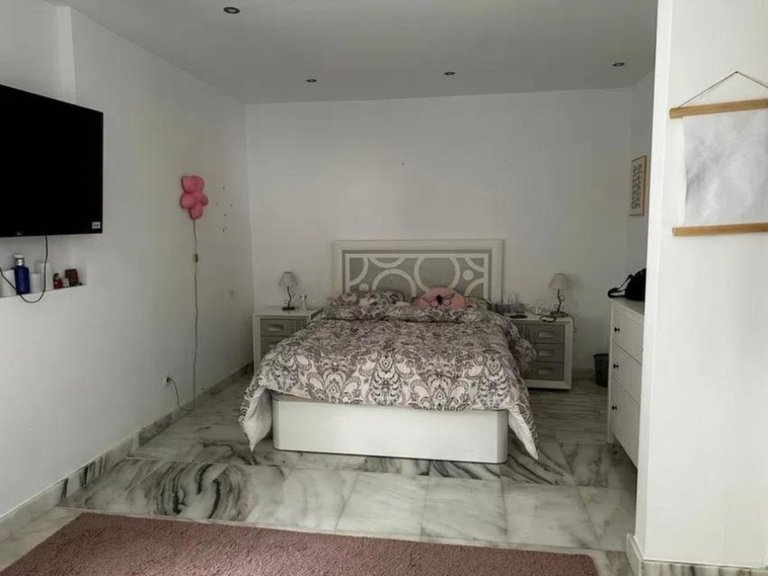 Villa for Sale in Marbella, Malaga 4