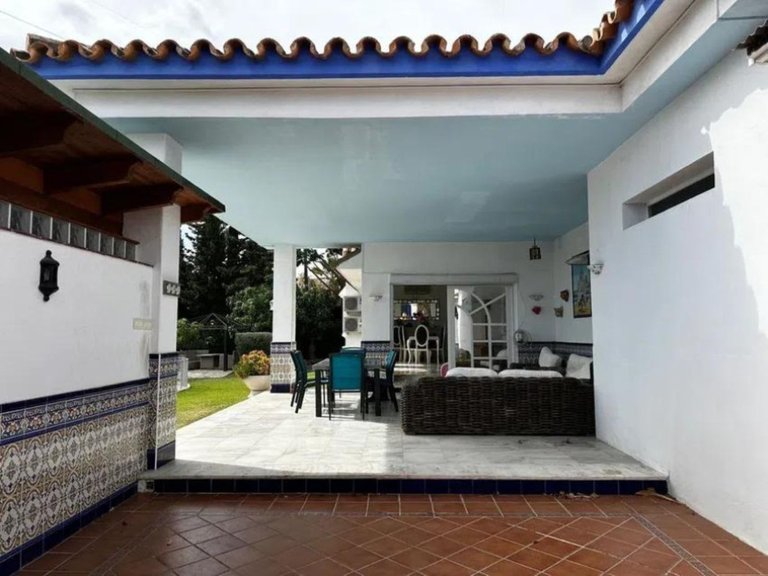 Villa for Sale in Marbella, Malaga 5