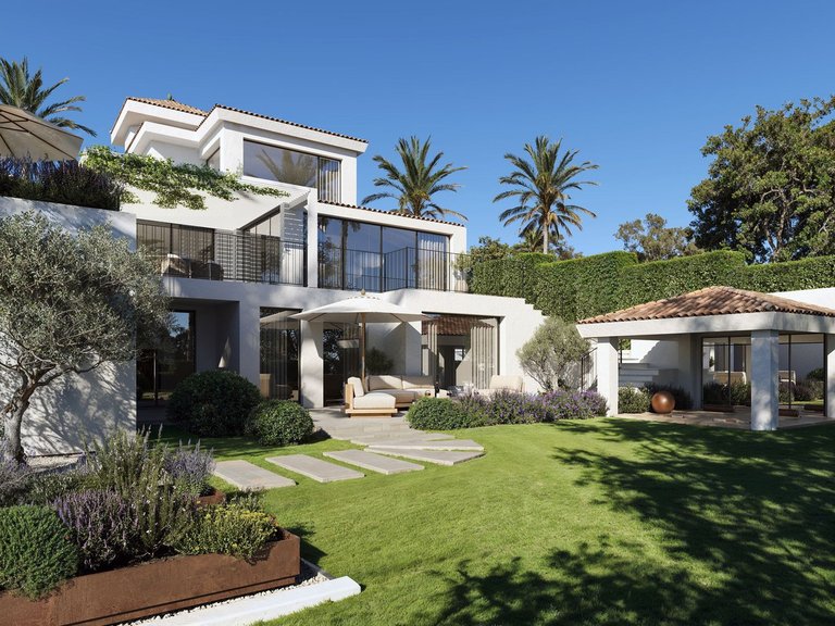 Villa for Sale in Marbella, Malaga 3