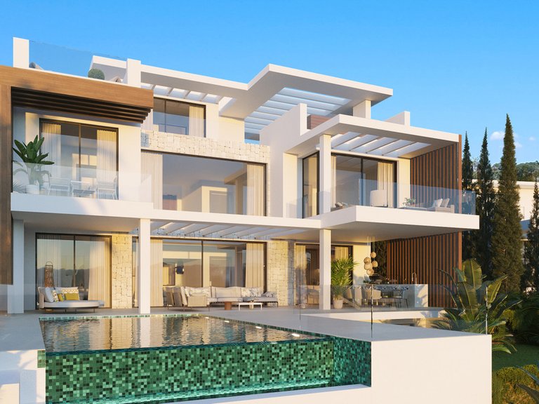 Villa for Sale in New Golden Mile, Malaga 2