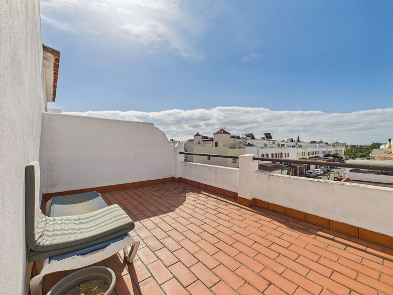 Villa for  in Estepona, Malaga 2